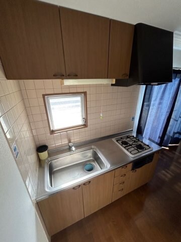 物件内観写真19　(コンパクトなキッチンで掃除もラクラク)