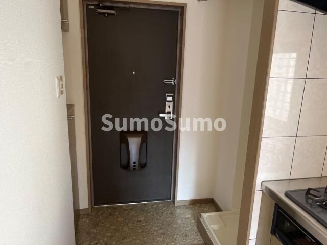 物件内観写真3　(毎日通る玄関はこちらです)