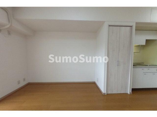 物件内観写真3　(使いやすいリビングです)