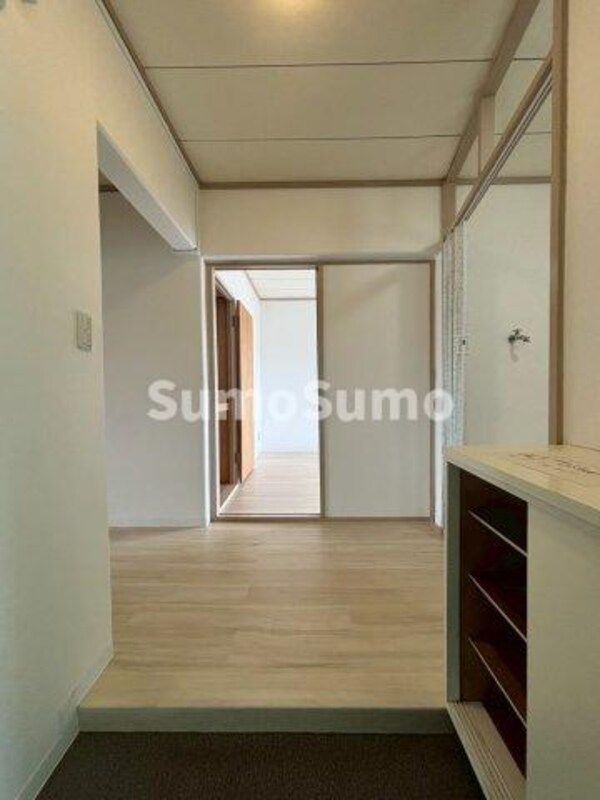 玄関(明るい玄関です)