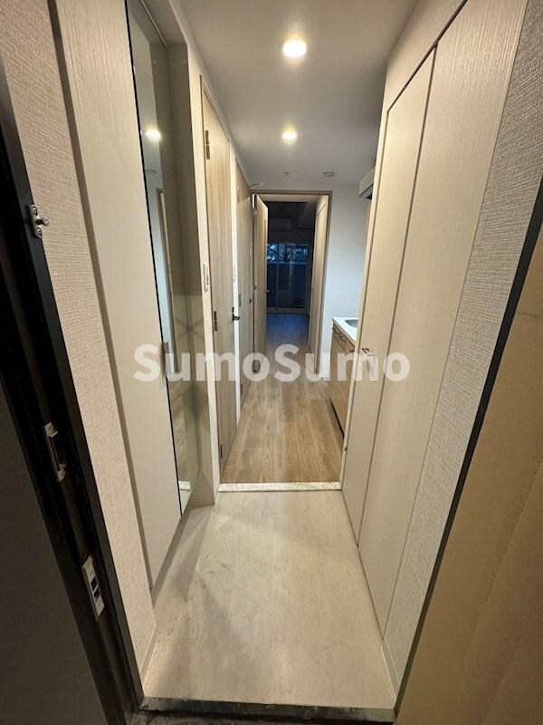 物件内観写真8　(きれいな玄関です)