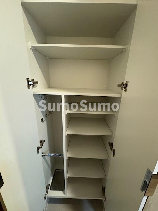 物件内観写真23　(大きなものも収納できそうです)