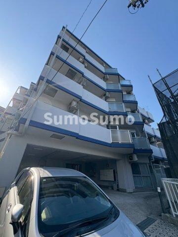 物件外観写真1　(外観もきれいです)