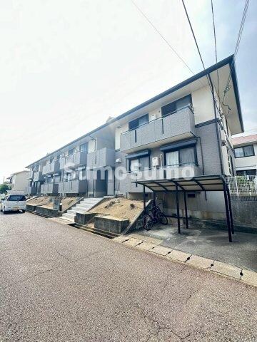 物件外観写真2　(物件の外観です)