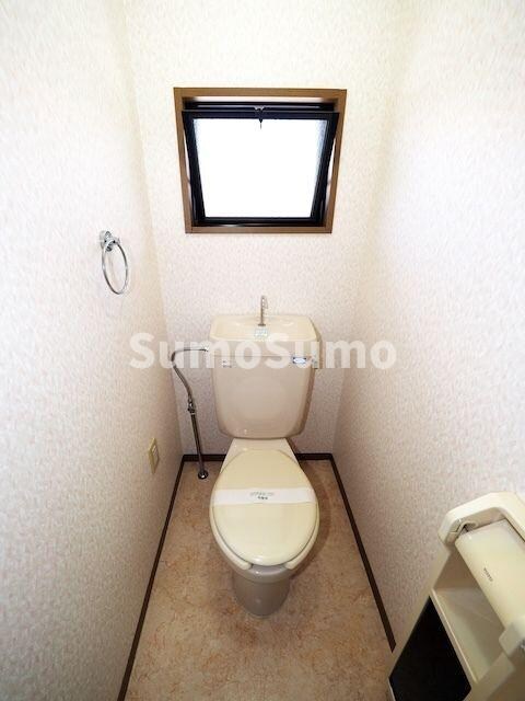 物件内観写真9　(コンパクトで使いやすいトイレです)