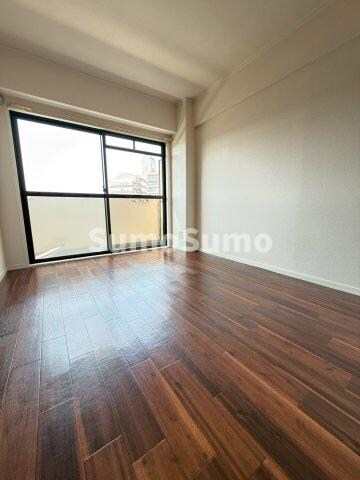 物件内観写真10　(洋室です)