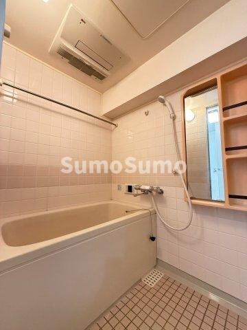 物件内観写真12　(きれいなお風呂です)