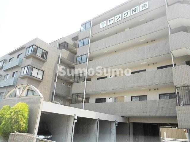 物件外観写真1　(外観もきれいです)