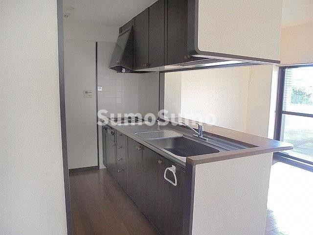 物件内観写真6　(キッチンでお料理をお楽しみください)