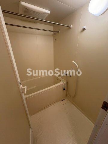 物件内観写真6　(コンパクトで使いやすいお風呂です)