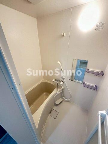 物件内観写真8　(落ち着いた空間のお風呂です)