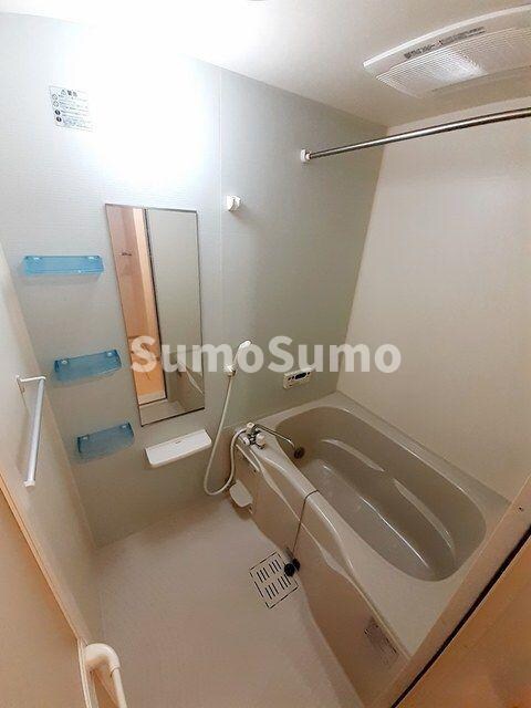 物件内観写真7　(落ち着いた空間のお風呂です)