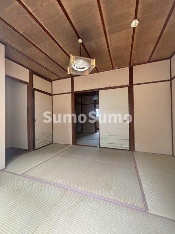 物件内観写真17　(日本らしい落ち着いた雰囲気の和室です)