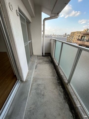 物件内観写真7　(バルコニーがあります)