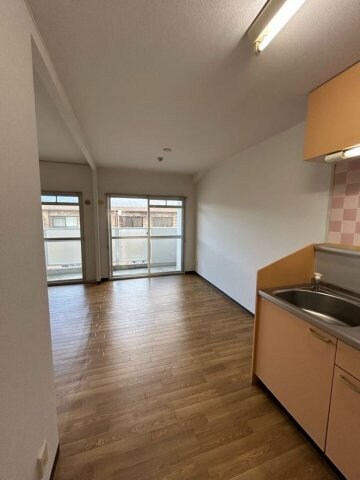 物件内観写真20　(おしゃれなリビングです)