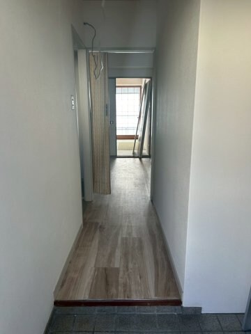 物件内観写真4　(きれいな玄関です)