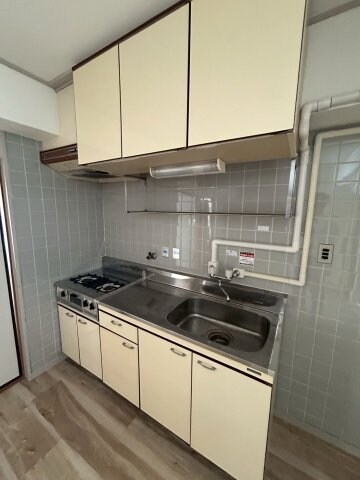 物件内観写真7　(使いやすいキッチンです)