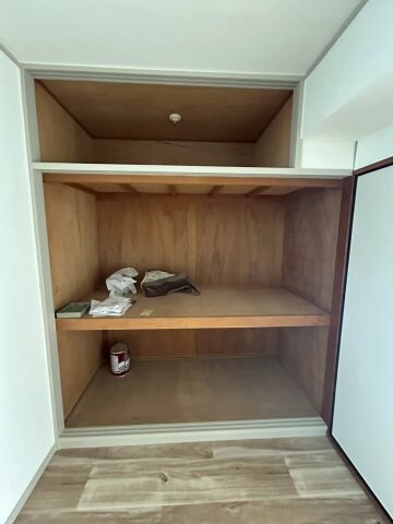 物件内観写真20　(専用の収納スペースです)