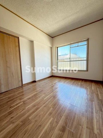 物件内観写真11　(コンパクトで使いやすい洋室です)