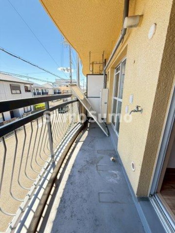 バルコニー(バルコニーがあります)