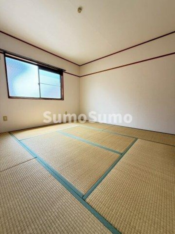 和室(日本らしい落ち着いた雰囲気の和室です)