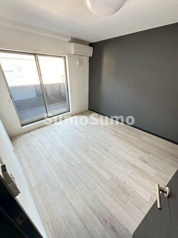 物件内観写真17　(ゆったり過ごせる居間です)