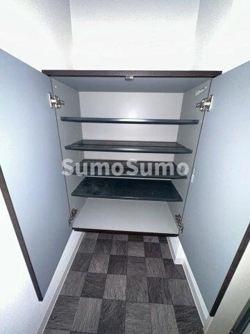 物件内観写真18　(収納のためのスペースです)