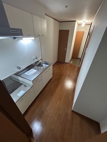 物件内観写真22　(内装は落ち着いています)