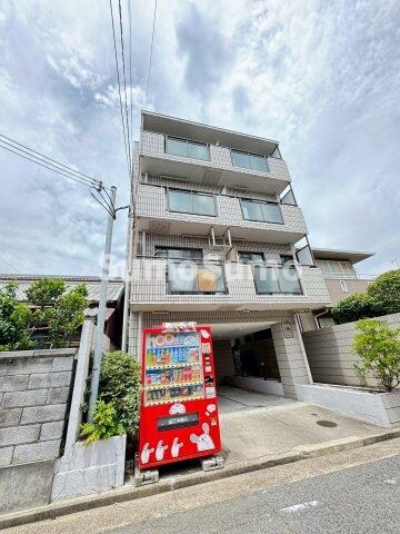 物件外観写真3　(外観もきれいです)