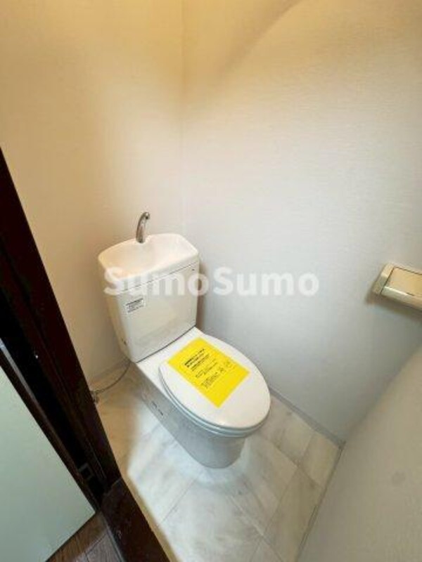 トイレ(清潔感のあるトイレです)