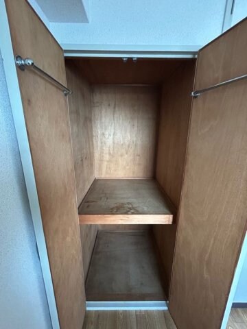 物件内観写真24　(収納のためのスペースです)