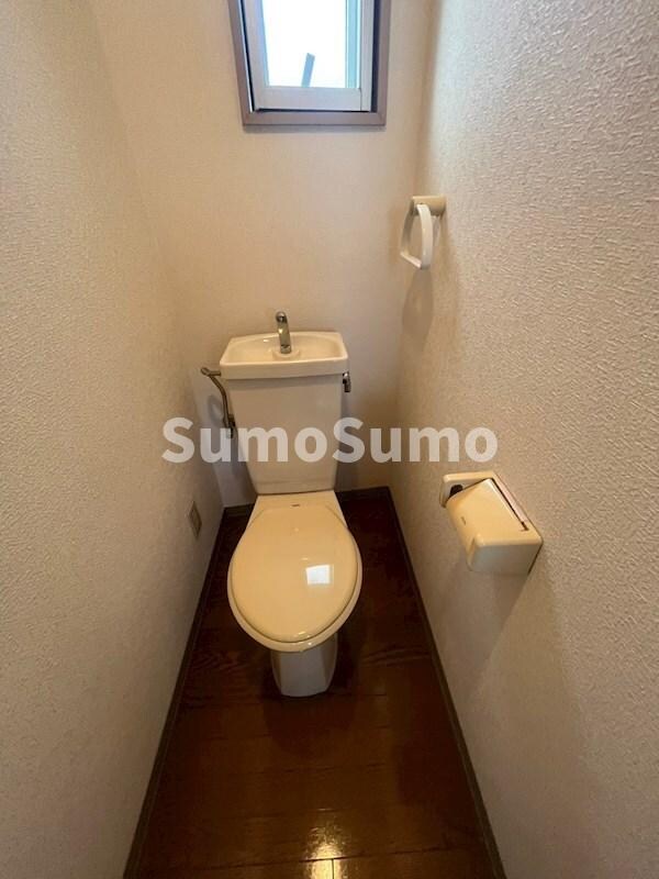 トイレ(清潔感のあるトイレです)