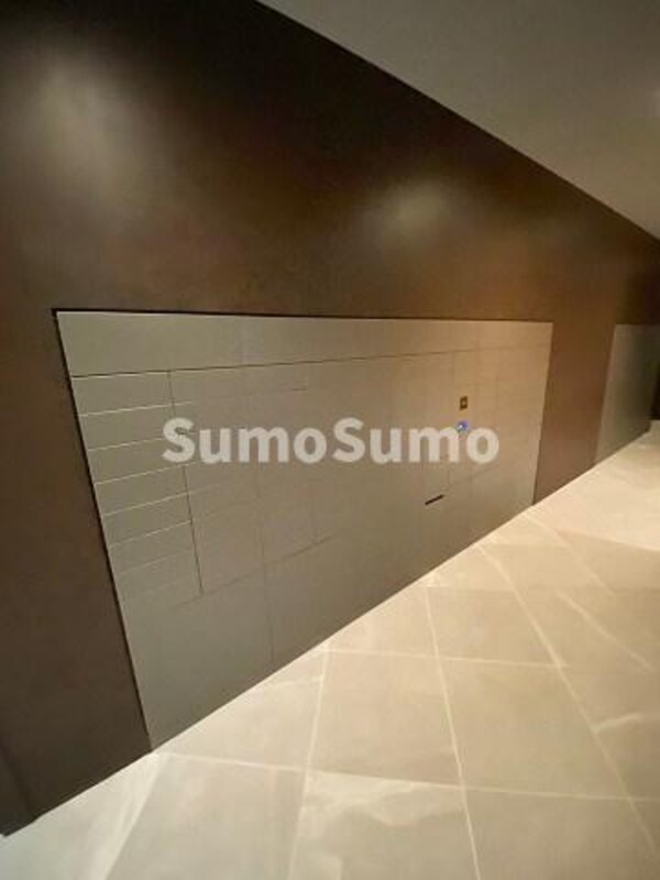 外観(便利な宅配ボックス完備♪)