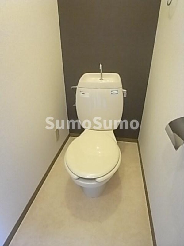トイレ(清潔感のあるトイレです)
