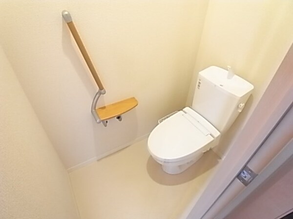 トイレ(落ち着いたトイレです)