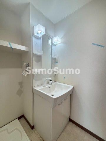 物件内観写真9　(使いやすい洗面所です)