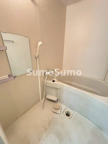 物件内観写真10　(落ち着いた空間のお風呂です)