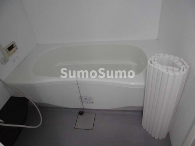 物件内観写真7　(お風呂です)