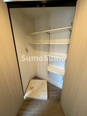 物件内観写真18　(収納豊富です)