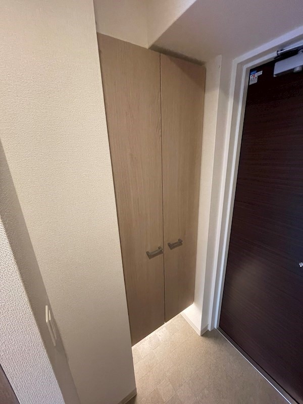 収納(小物を収納するのに便利です)