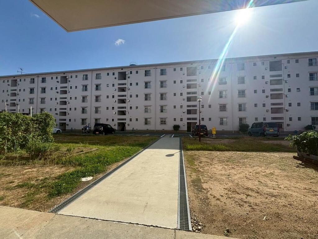 物件外観写真1　(おしゃれな外観です)