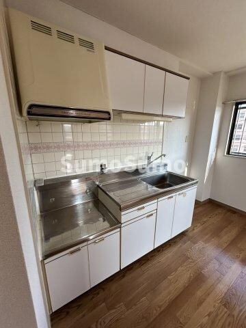 物件内観写真6　(お料理しやすいキッチンです)