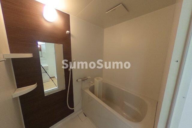 物件内観写真8　(日々の疲れを癒すお風呂付です)