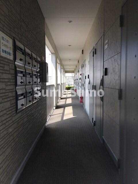 物件外観写真2　(毎日通るロビーはこのようになっています)