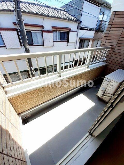 物件内観写真12　(バルコニー付きです)