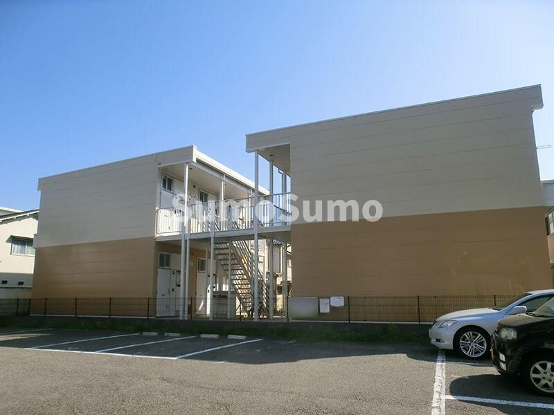 物件外観写真1　(おしゃれな外観です)