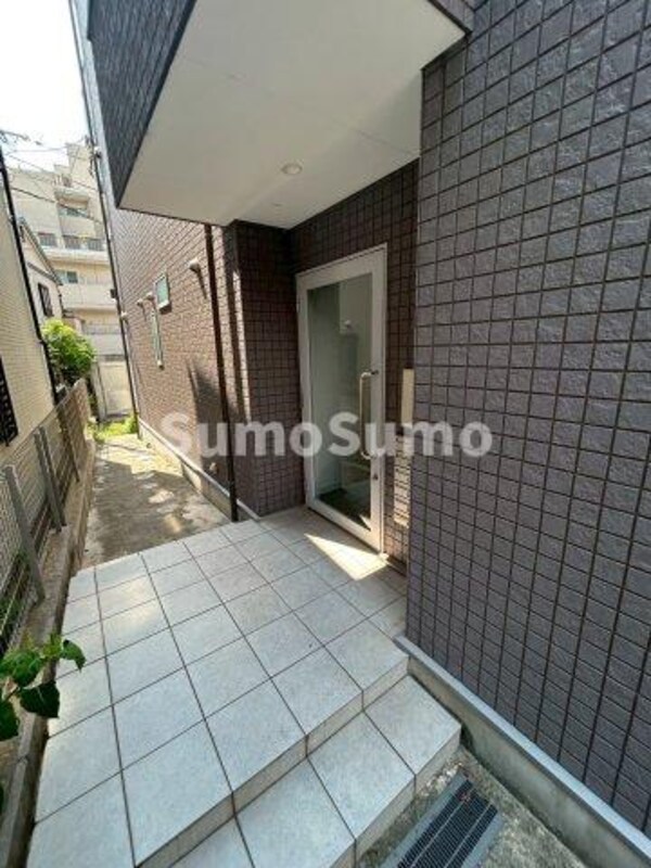 エントランス(建物の内部です)