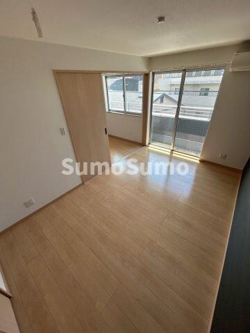 物件内観写真17　(居間です)