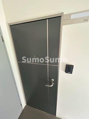 物件内観写真25　(きれいな玄関です)