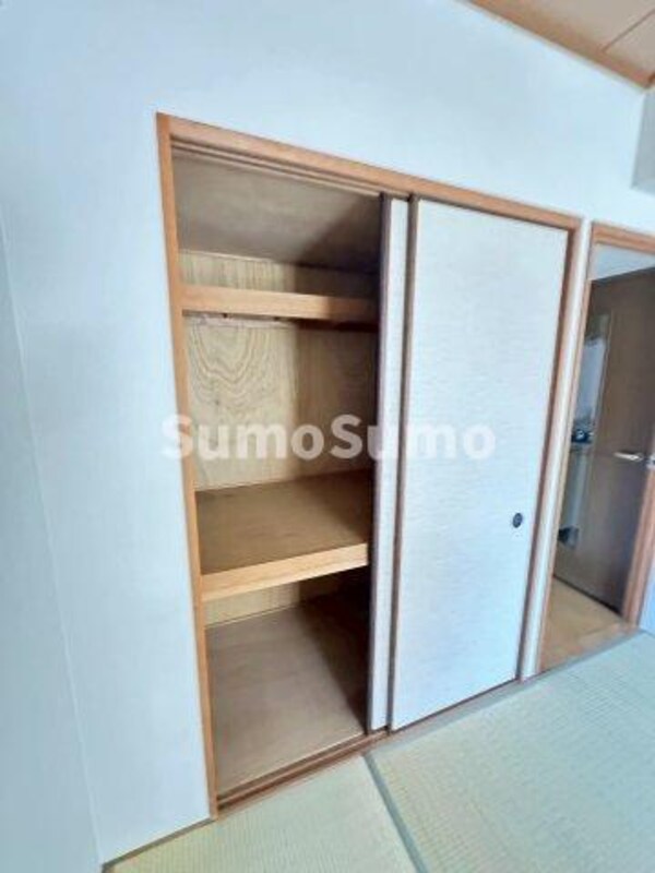 収納(こまごまとしたものを収納できそうですね)